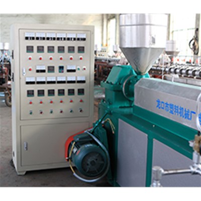 水果網套機在工作過程中出現電流不穩的原因有哪些？